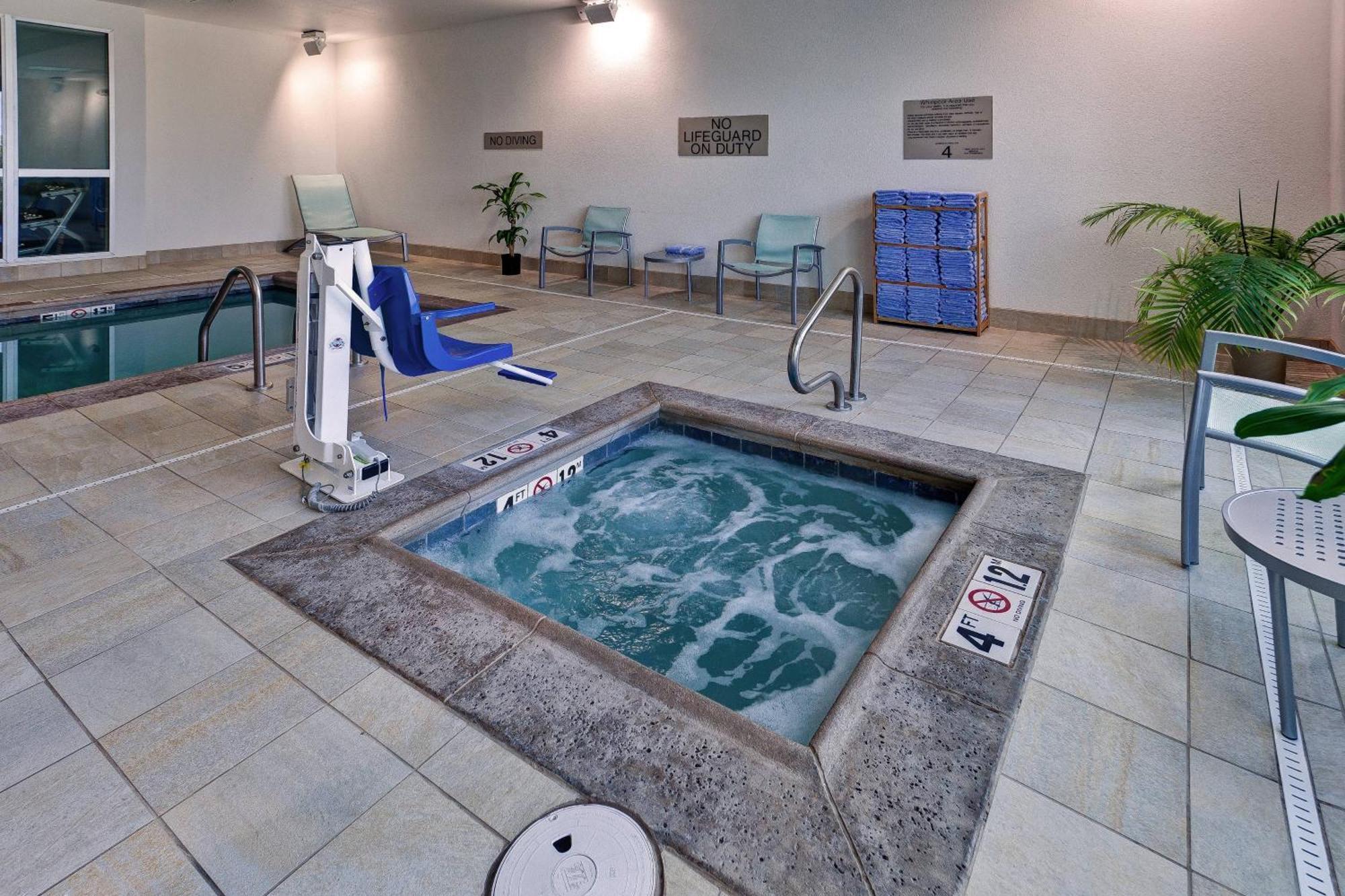 Springhill Suites By Marriott Wichita Airport Buitenkant foto